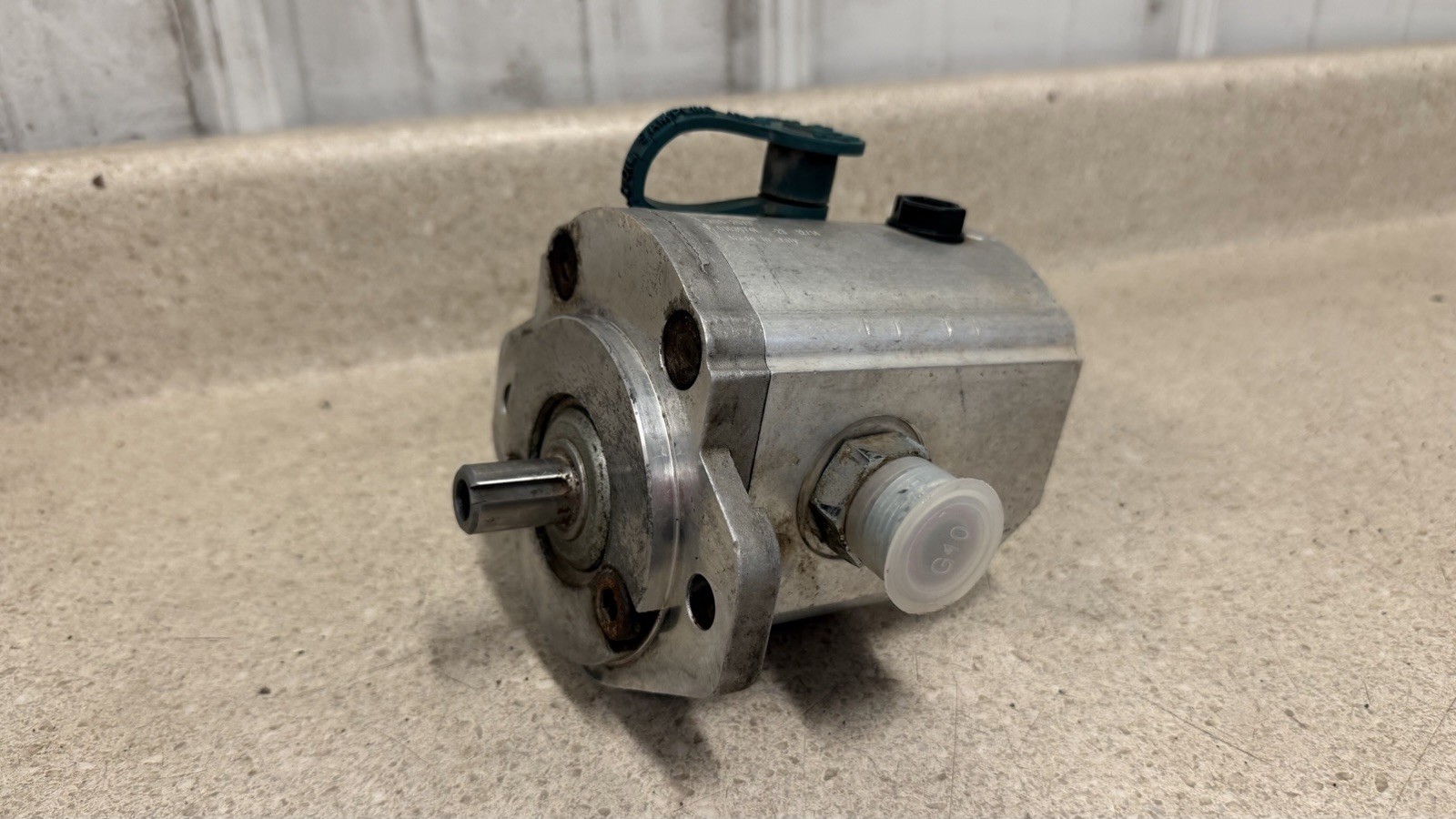 Caterpillar 258-2577 Hydraulic Fan Motor CAT 279C 259B3 299D3 XE 289C2 299D3
