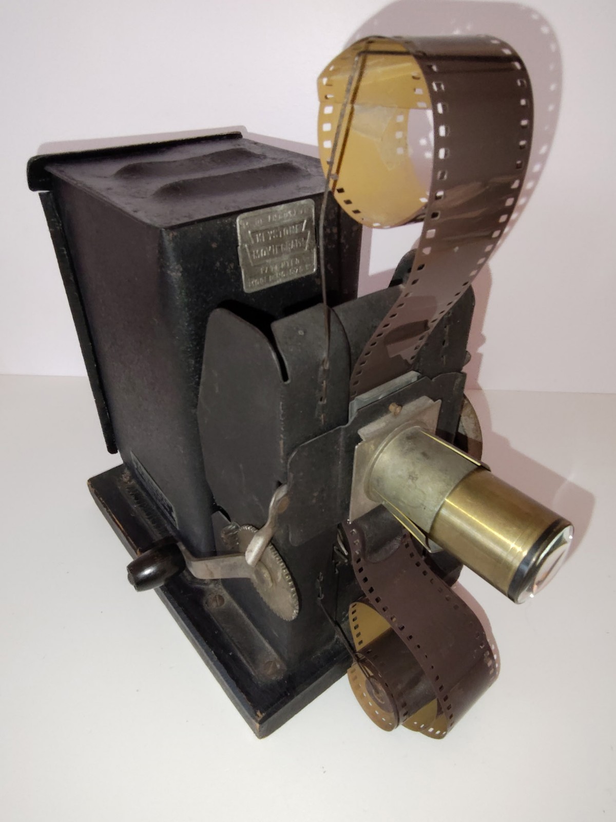 Keystone Moviegraph #575W Hand Crank Projector Toy - 1920's