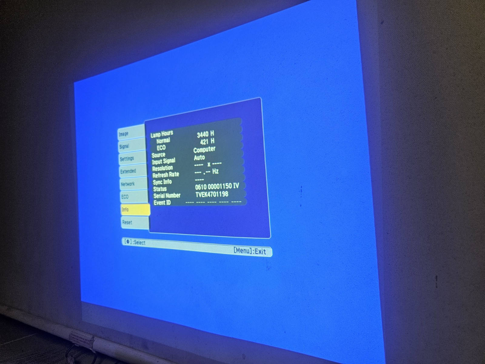 EPSON VS330 H555A LCD Projector hdmi 2851h