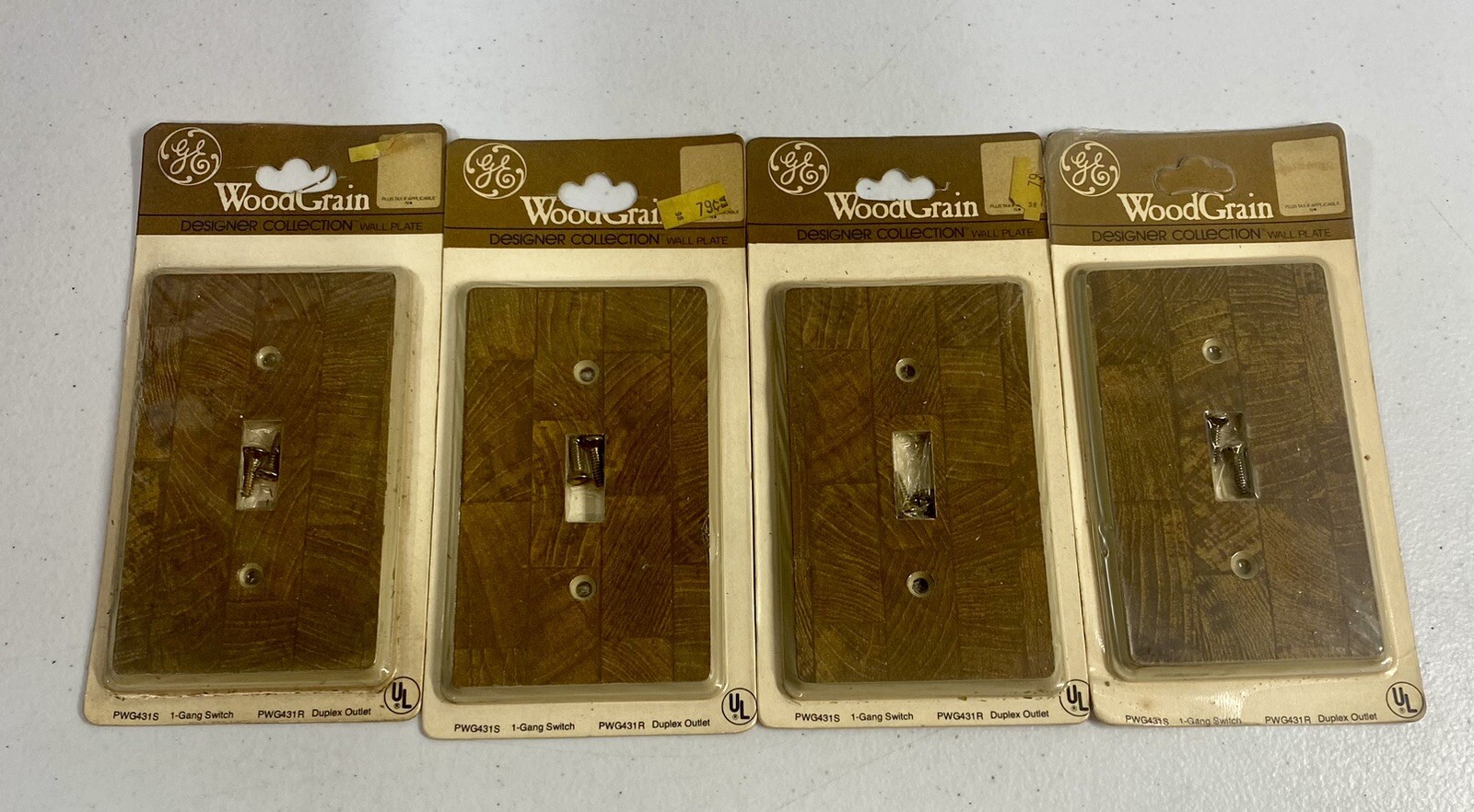 *BRAND NEW* Vintage GE Faux Wood grain Plastic Light switch Cover 1980 Lot Of 4