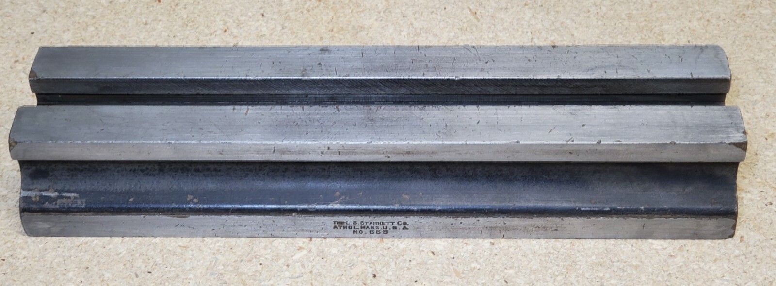 Starrett No. 665 inspection holder - base
