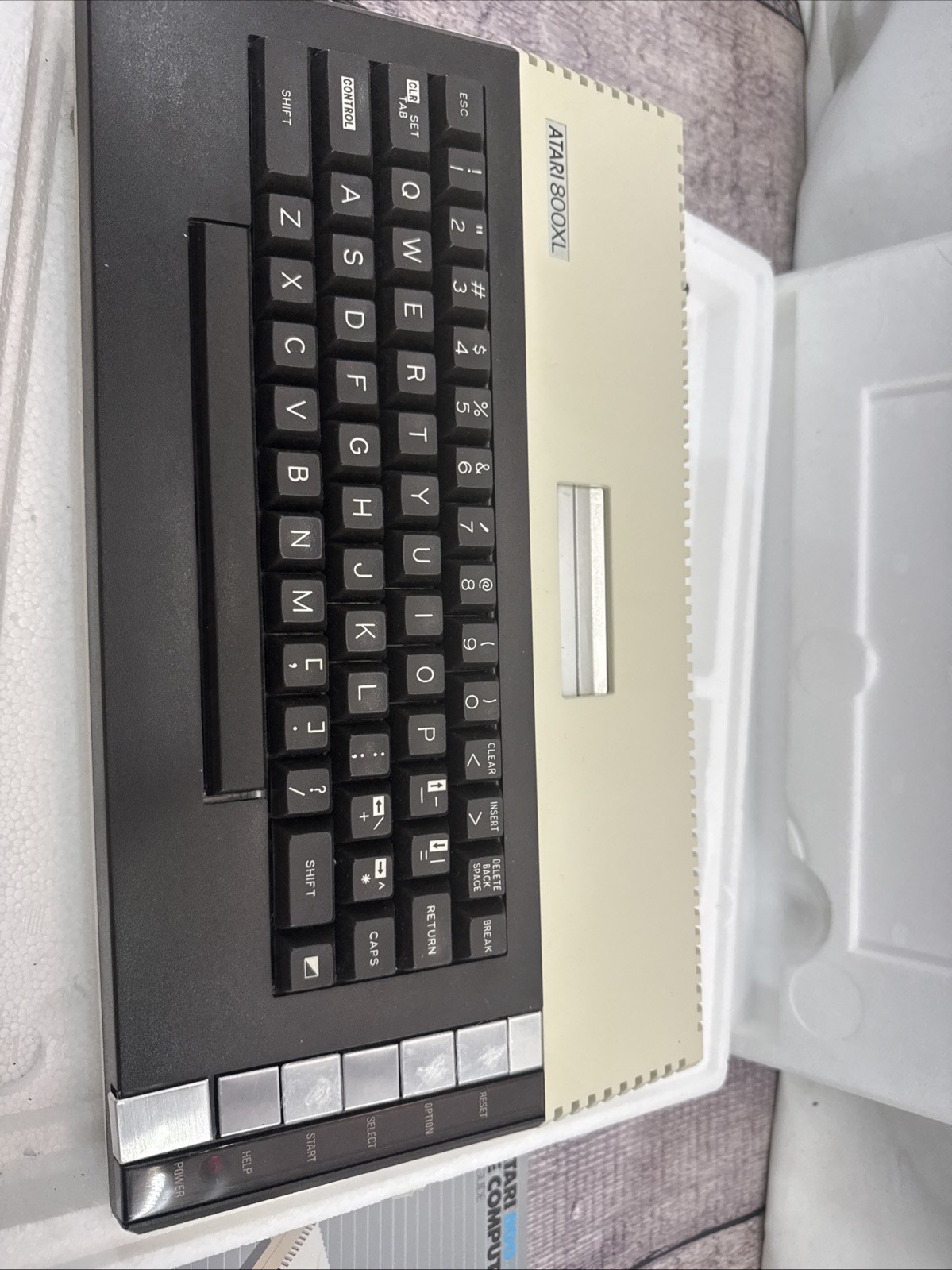 Atari 800 XL Atari 8-bit Home Computer With Box Untested