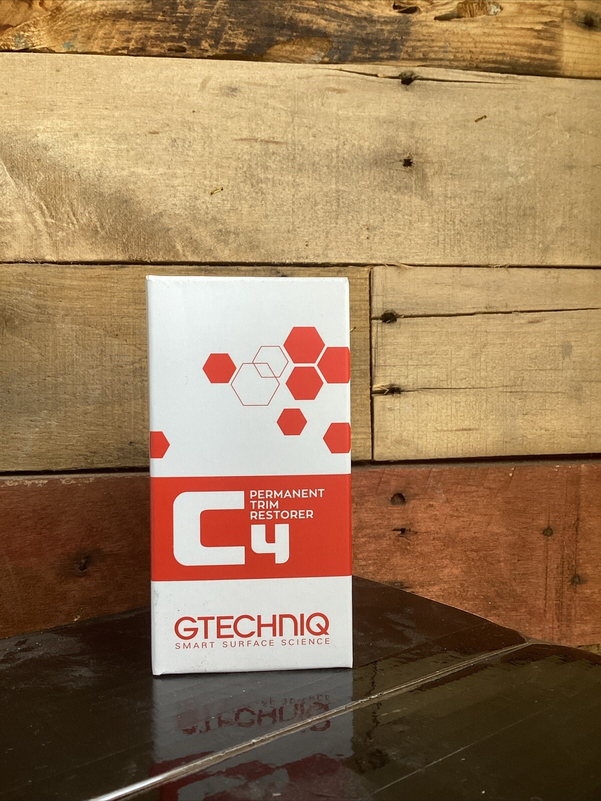 Gtechniq Smart Surface Science C4 Permanent Trim Restorer 30mL Trim Protection
