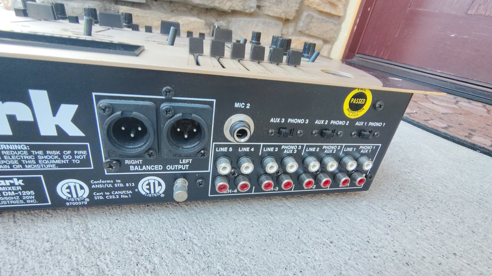 Numark DM1295 4-Channel Rackmount DJ Mixer Digital Sampling With Mic And Light