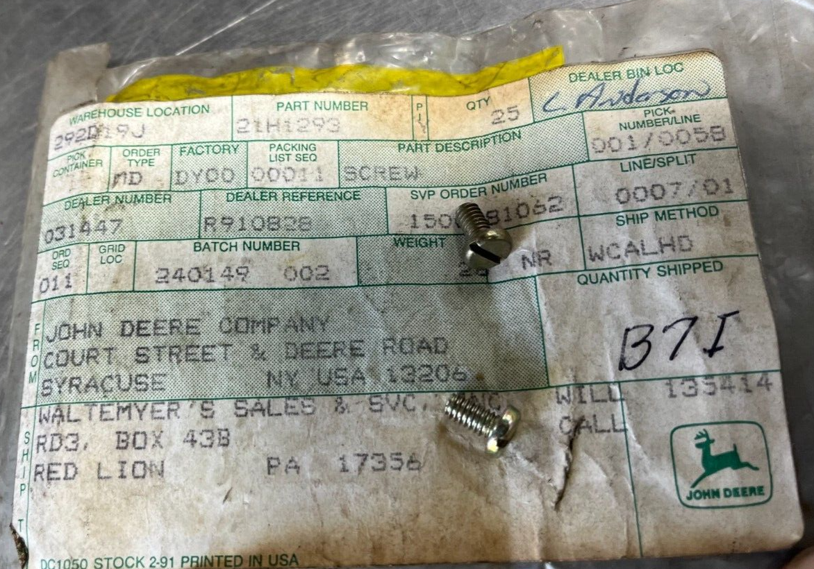 21H1293 OEM John Deere Screw QTY 5
