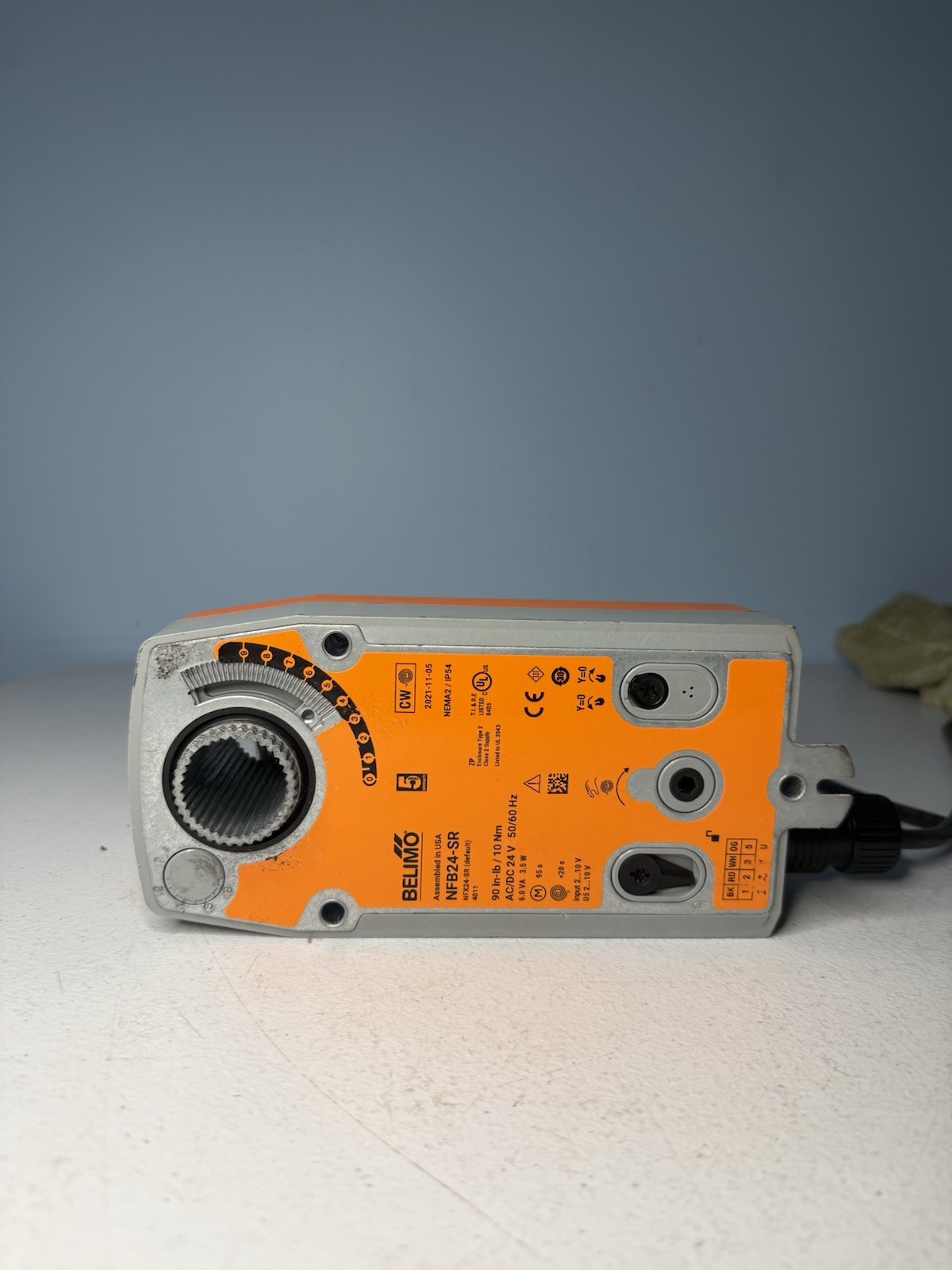 Belimo NFB24-SR Spring Return Damper Actuator 24V 90 in-lb Modulating Used