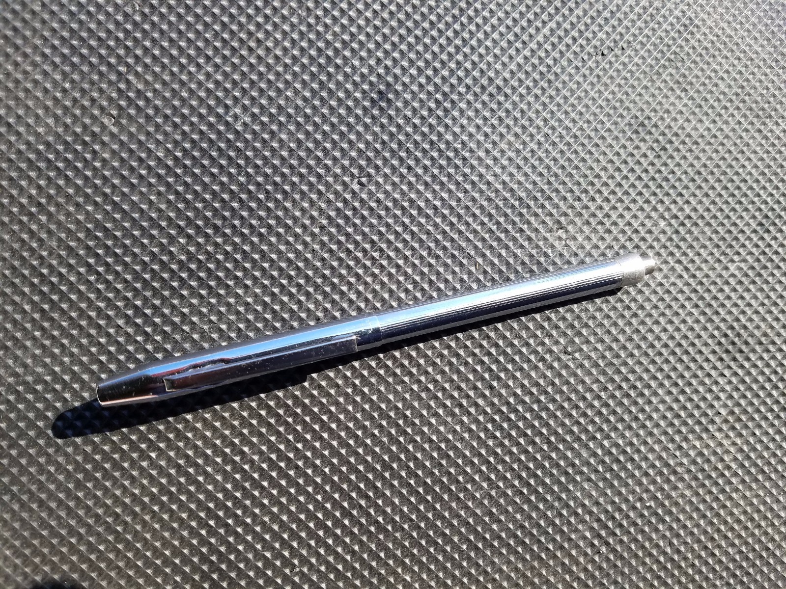 combination scribe magnetic pick up tool