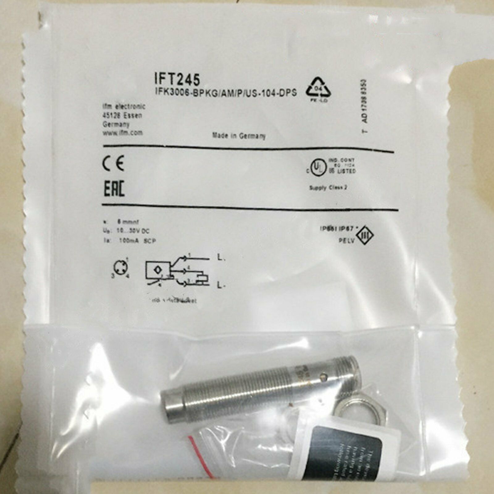 1PC New IFM IFT245 Proximity Switch Sensor Free Shipping