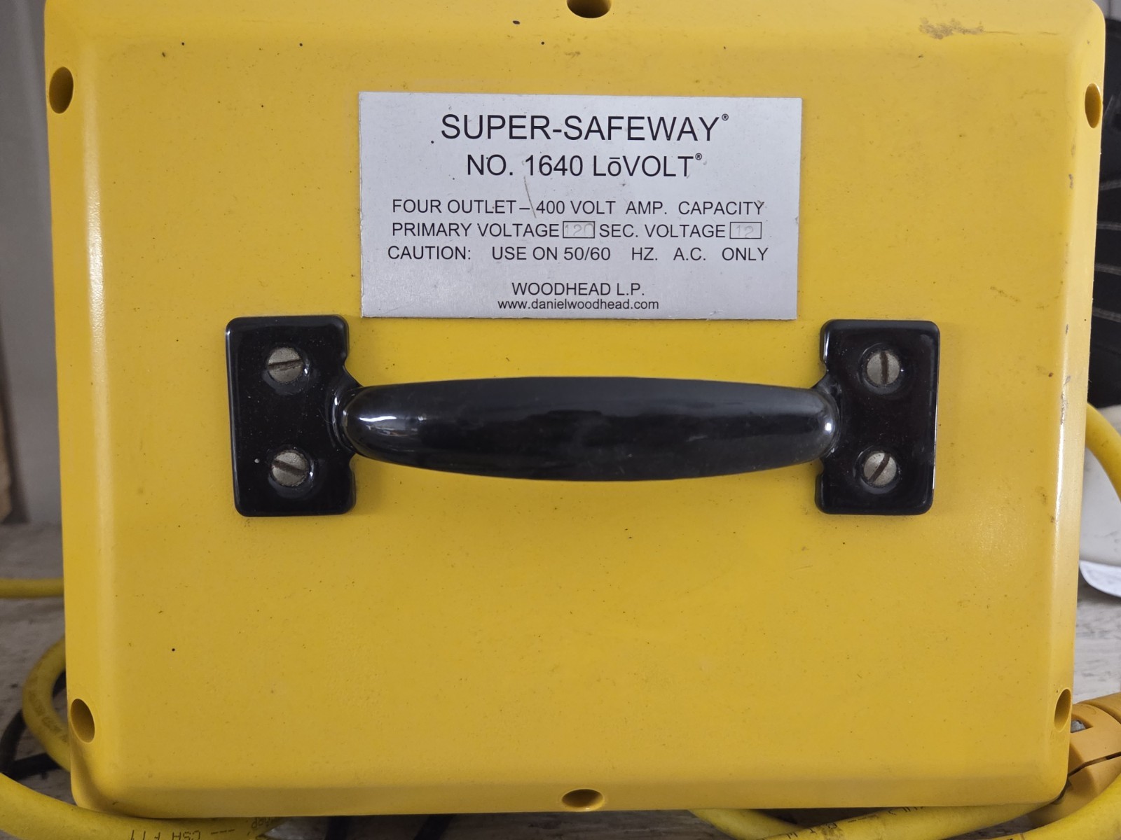 Daniel Woodhead No. 1640 LoVolt 120V Safeway Work Station Four Outlet 12VAC 400A