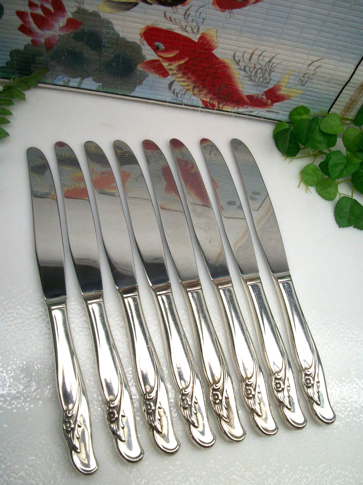 8    International Silver Rogers   EXQUISITE   Silverplate  Dinner Knives   1957