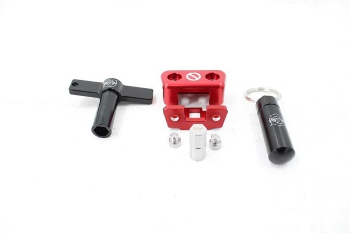 VTT OBD-Lock ODB Port Locking Tool (Non-GM Model) Version 2 red