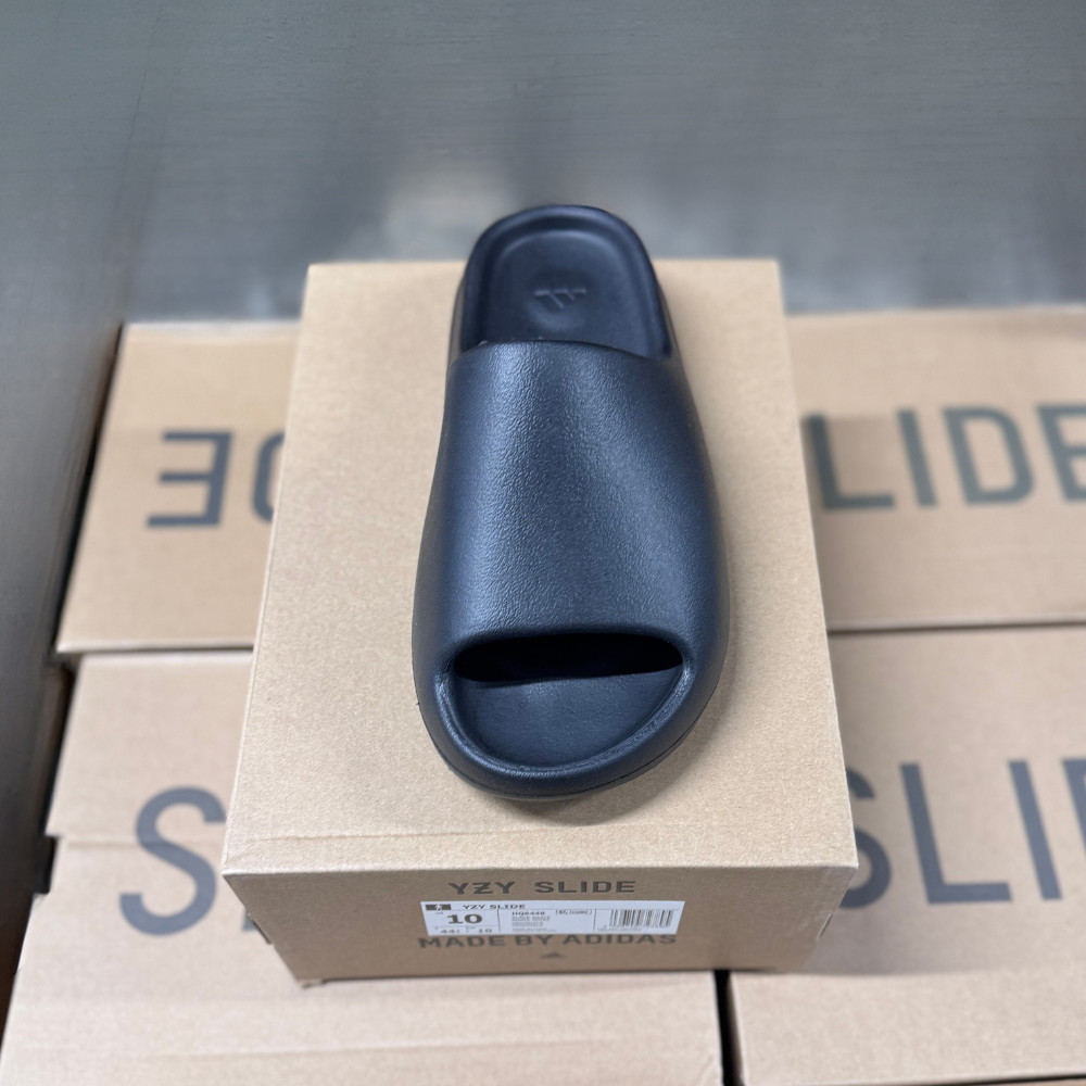 Adidas Yeezy Slide Onyx - Multiple Sizes - (100% Authentic) HQ6448