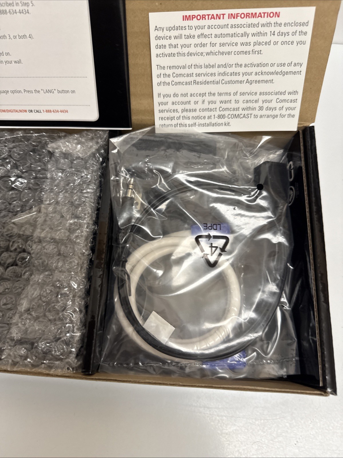 Comcast DCI105COM1 Digital Transport Adapter Self-Installation Kit Sealed Inside