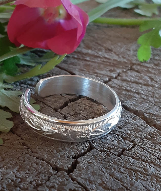 sterling silver thumb ring adjustable with flowers - handmade