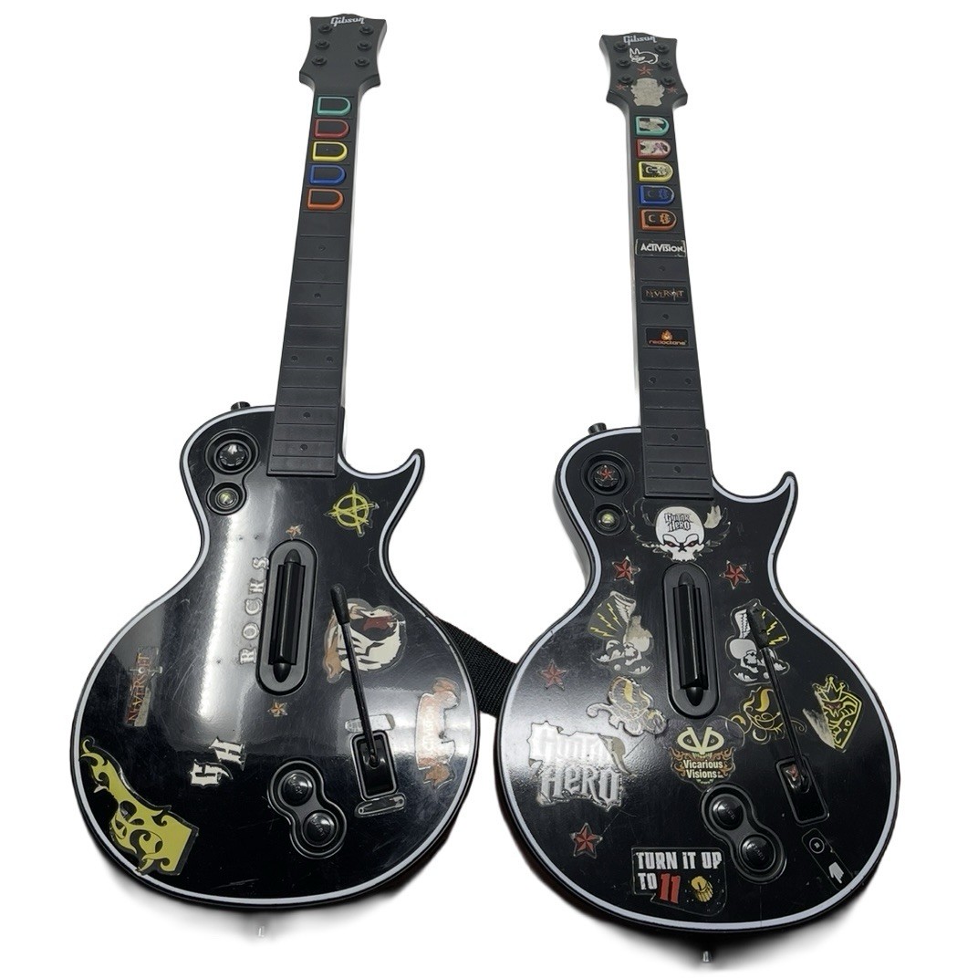 Guitar Hero Xbox 360 Wireless Gibson Les Paul Guitar Lot Of 2 **Untested**
