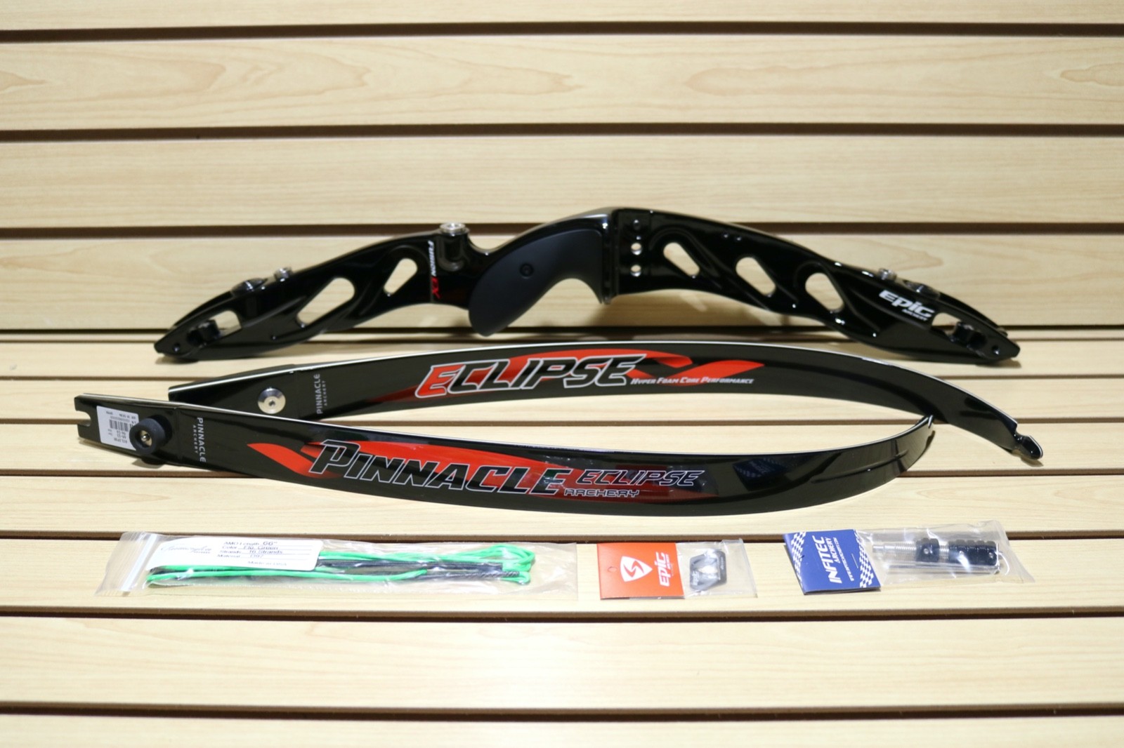 Epic Fusion EX Riser / Pinnacle Elipse Foam Core Bow / RH / BCY D97 String