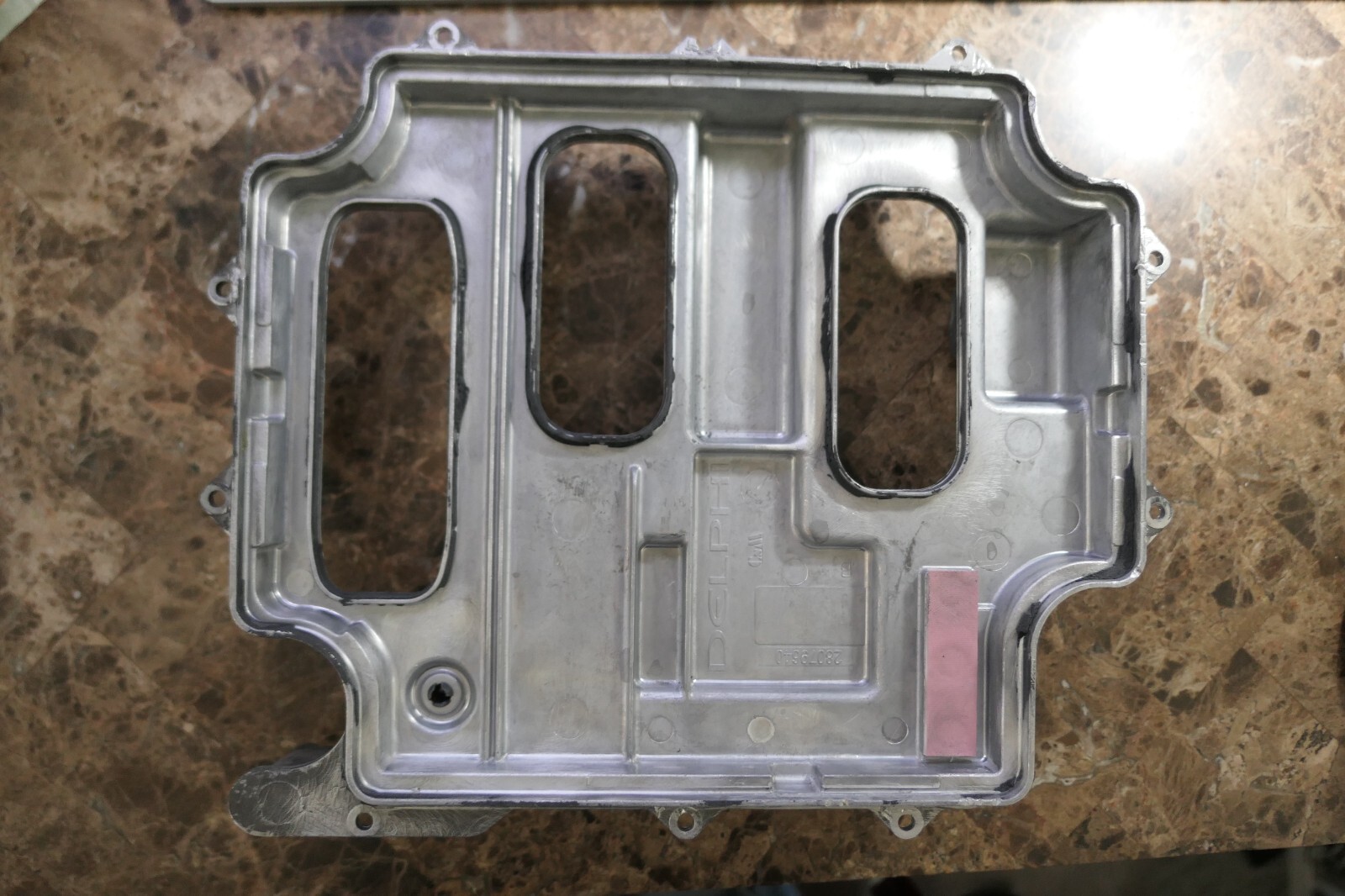 PACCAR ECM ECU Engine Computer Core 1833060 TOP PLATE ONLY AS PICTURED