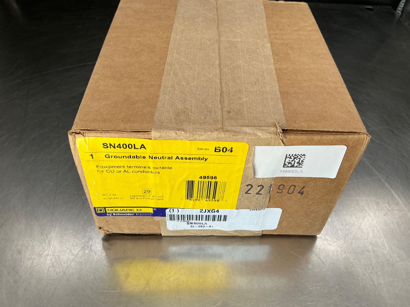 Square D SN400LA Groundable Neutral Kit