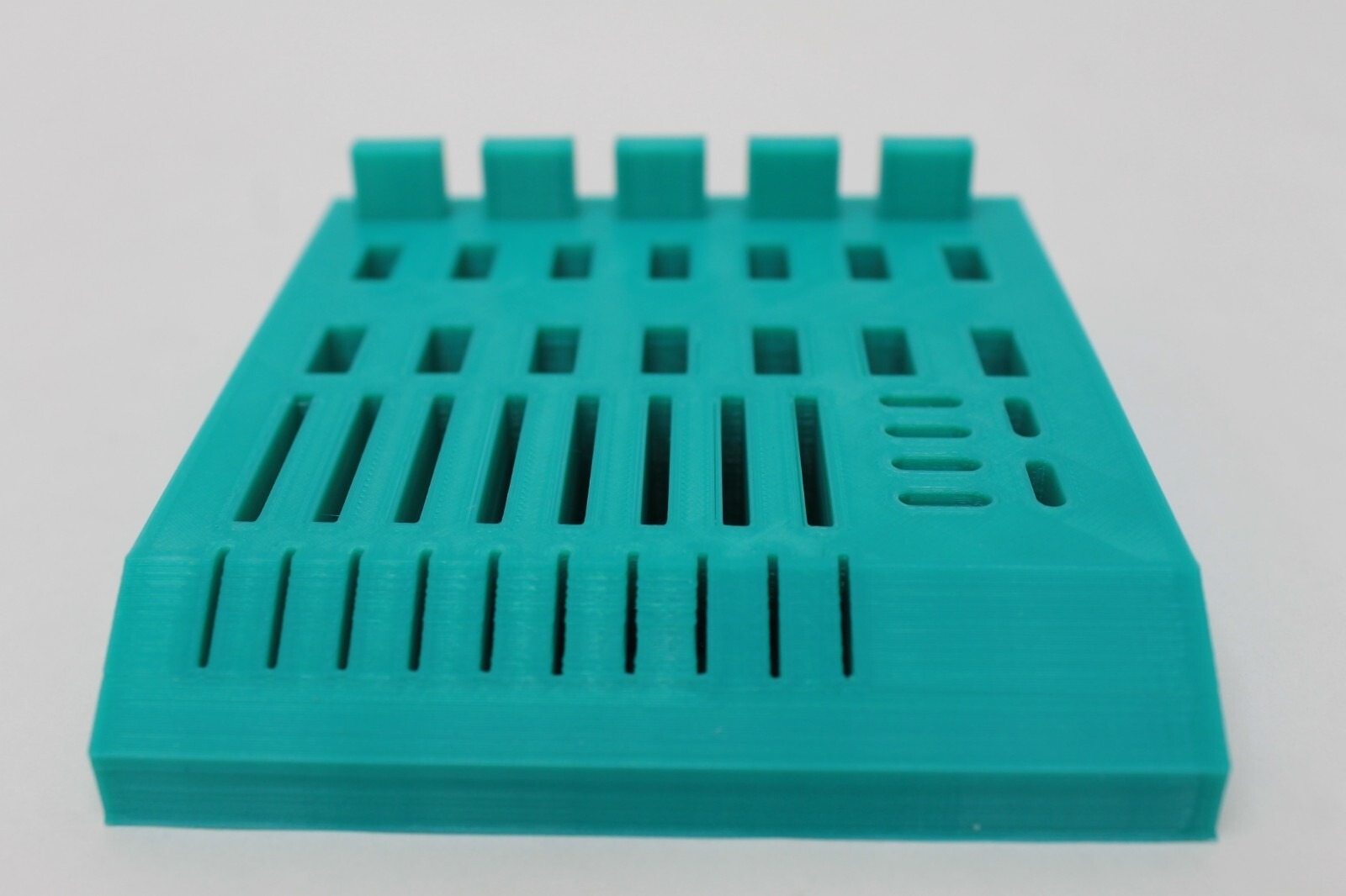 New 3D Printed Meta Green USB, USB-C, SD, MicroSD Holder
