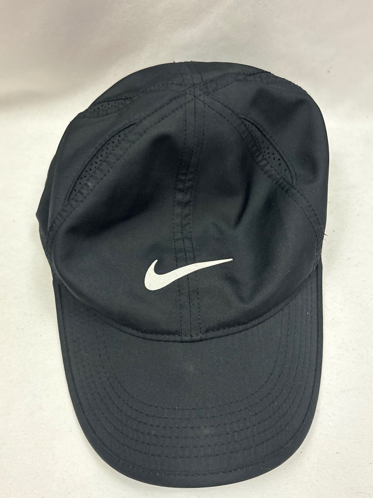 Nike Featherlight Black Dri-FIT Adjustable Baseball Cap Hat