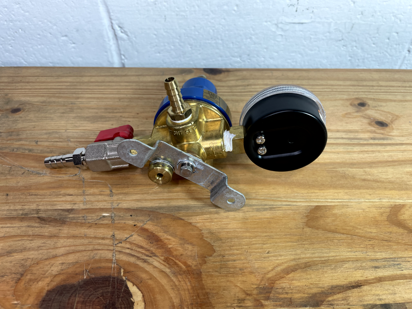 DTR1101 In-Line CO2 Secondary Regulator