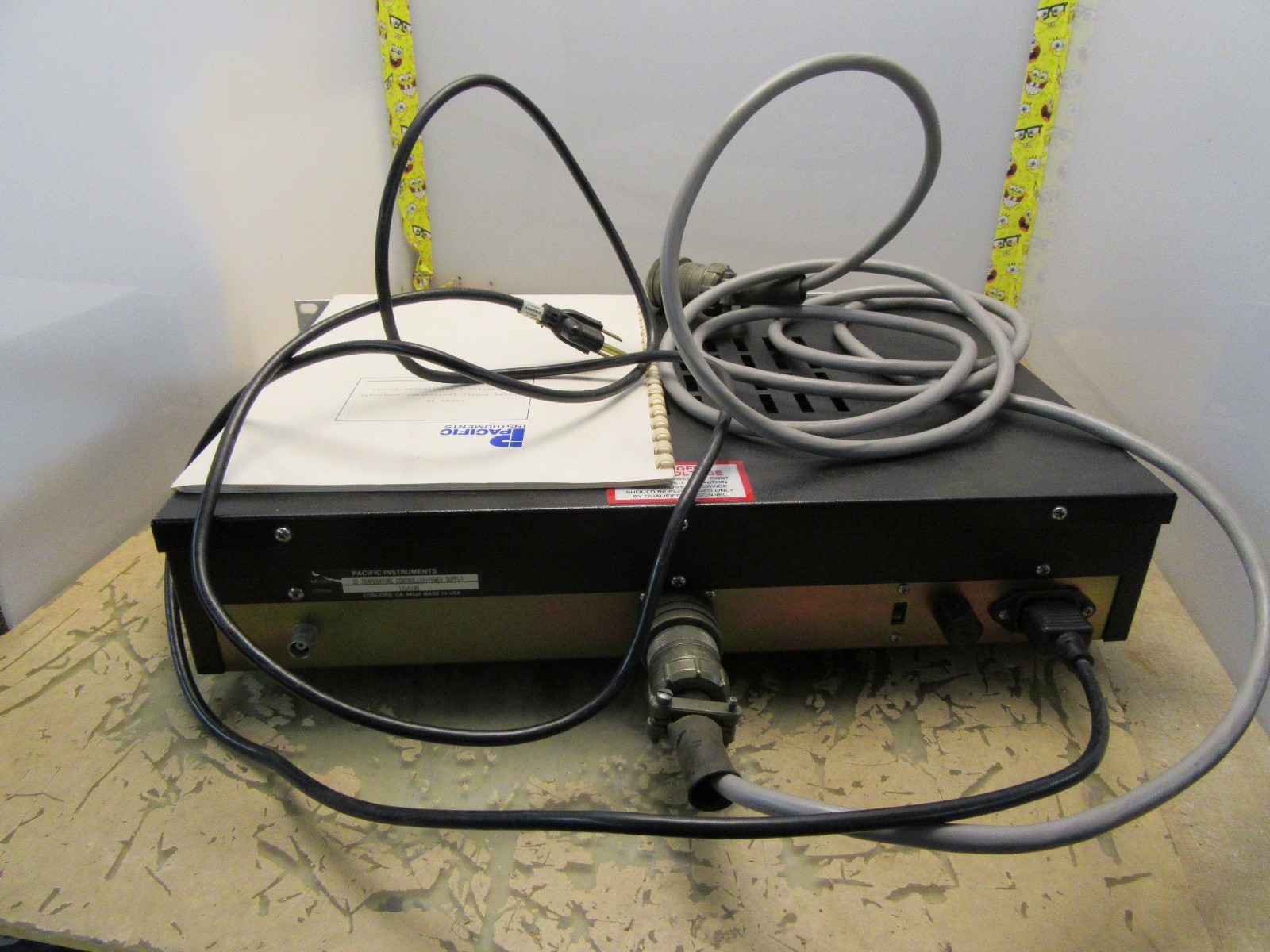 Pacific Instruments model 33 power supply/temperature controller [3*C-15]