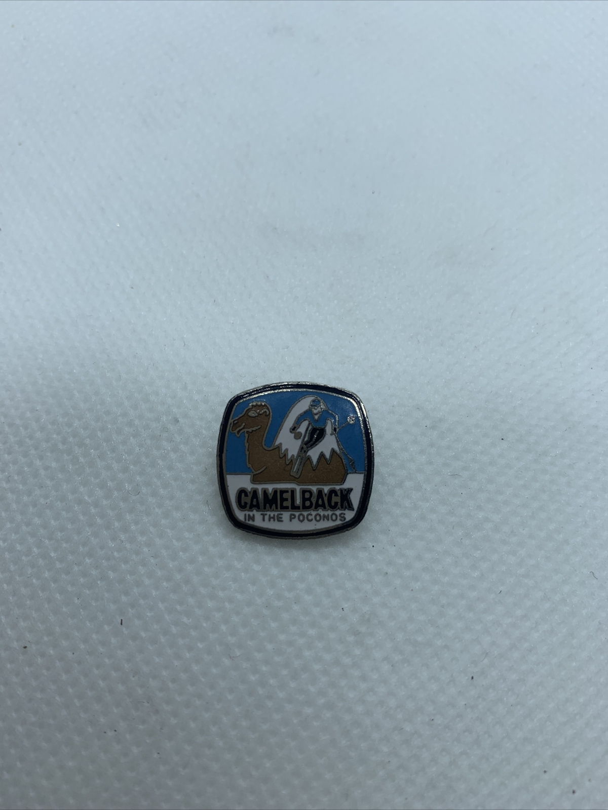 Camelback in the Poconos Pennsylvania Ski Resort - Vintage Lapel Hat Skiing Pin