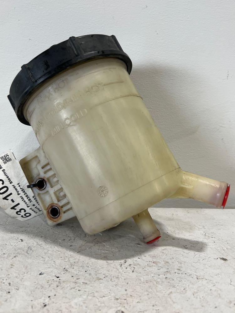 2012 International Prostar Power Steering Reservoir 3836345C91 (631-10301)