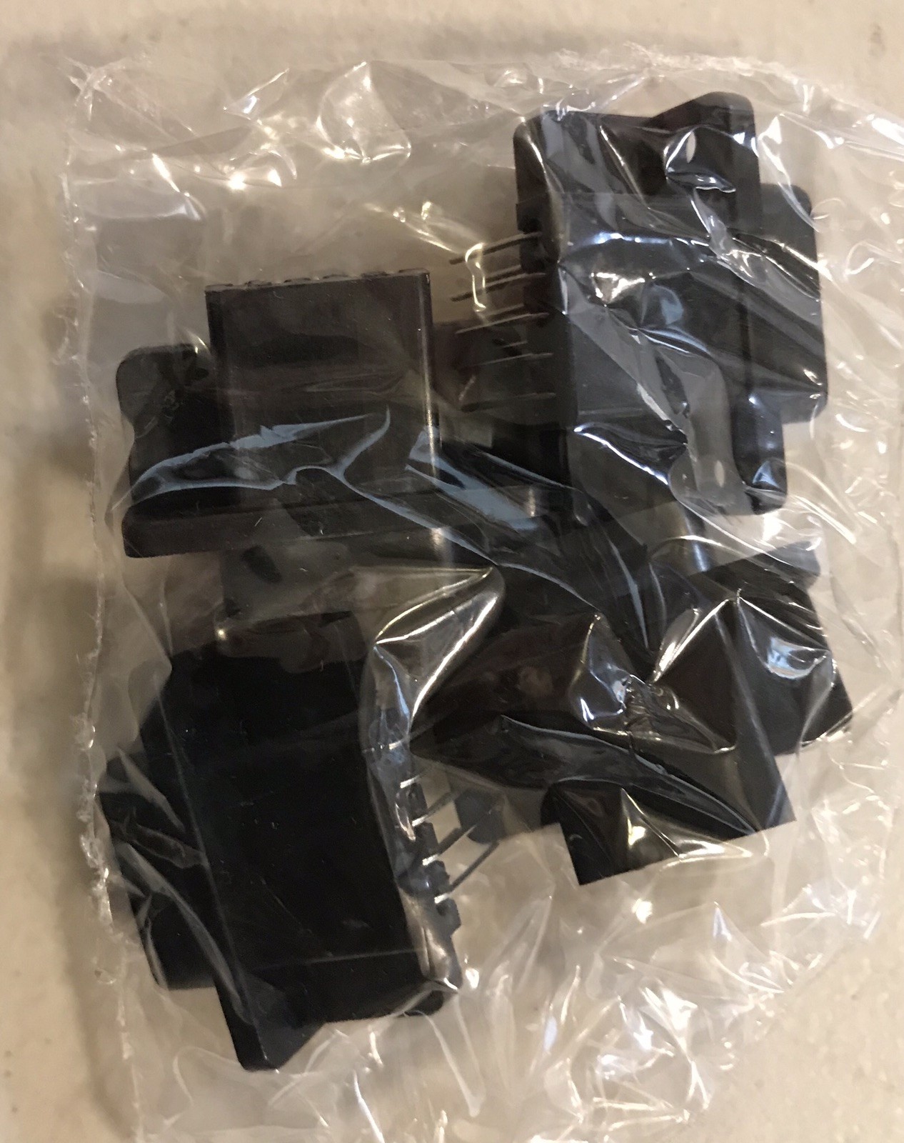 ATARI Joystick CONNECTORS (4) DB-9M PCB 2600/7800/800 NEW (NO display package)