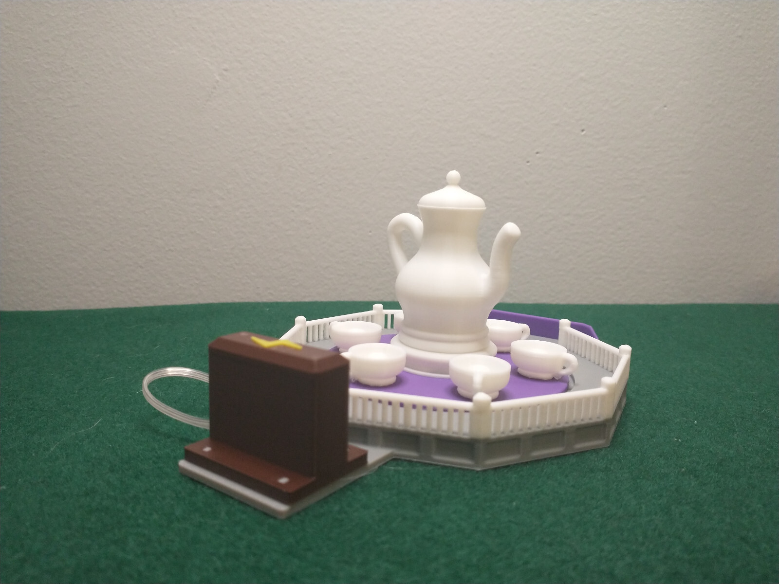 Teacups Model Ride - N Scale - Motorized