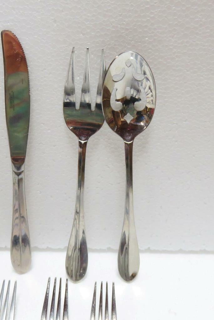 Cambridge Stainless Flatware 28 Piece Lot - Shiny Finish