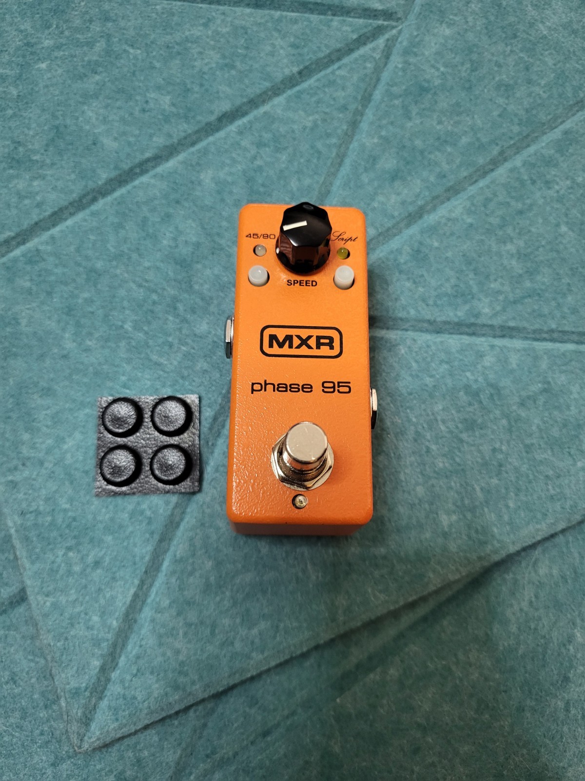 MXR Phase 95 Analog Phaser Effects Pedal for Electric Guitar M290