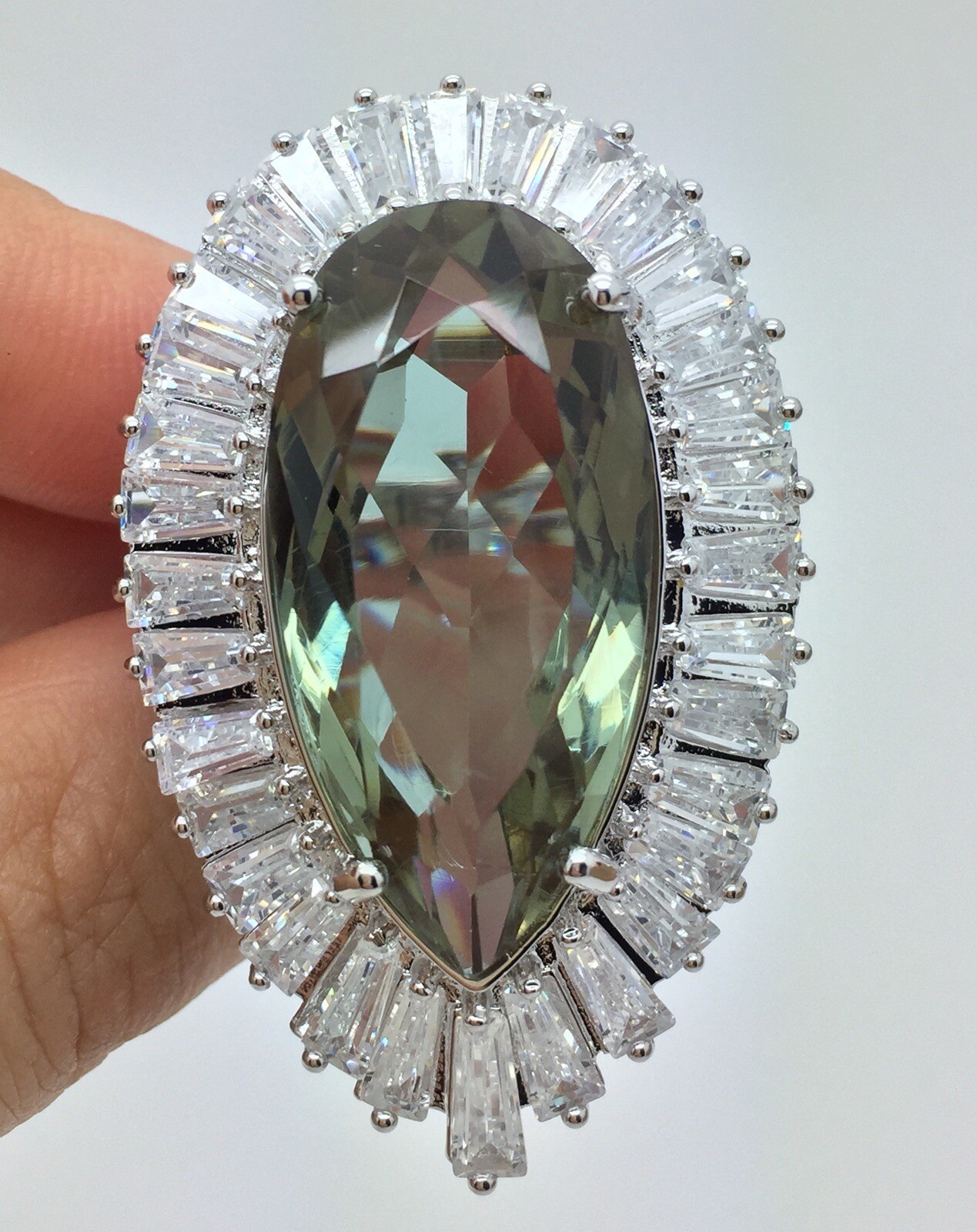 Certified Fabulous Alexandrite Ring, Masterpiece by Hollywood Star Jewels Size 7