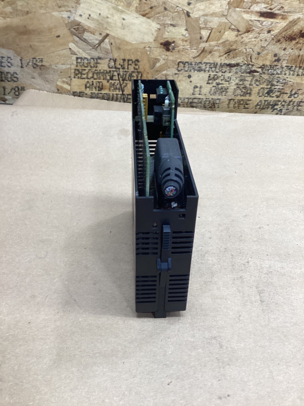 GE Fanuc IC693CMM311G Communications Control Module #115L46
