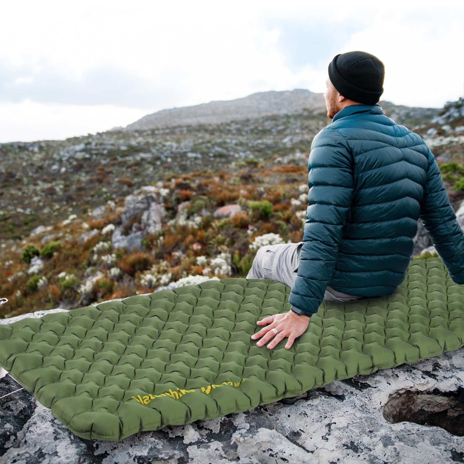 Insulated Inflatable Sleeping Pad 27oz, 4.6R Ultralight Backpacking Sleeping ...