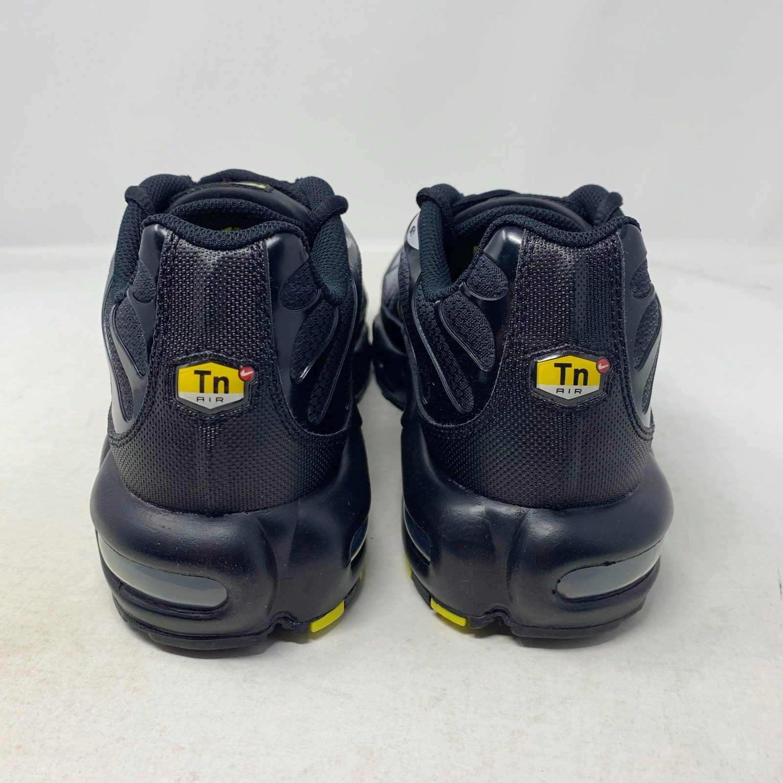Nike Air Max Plus 'Yellow Shadow' Faded Black Sneakers, Size 9 BNIB DM0032-012