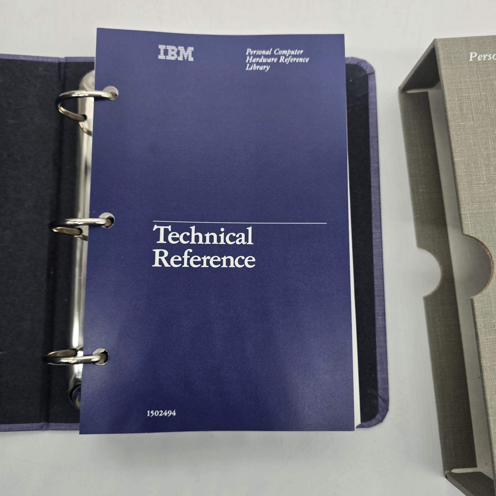 IBM PC AT DOS 3.0 BASIC Manual Set Disk Software Hardware Ref Library Binder Lot