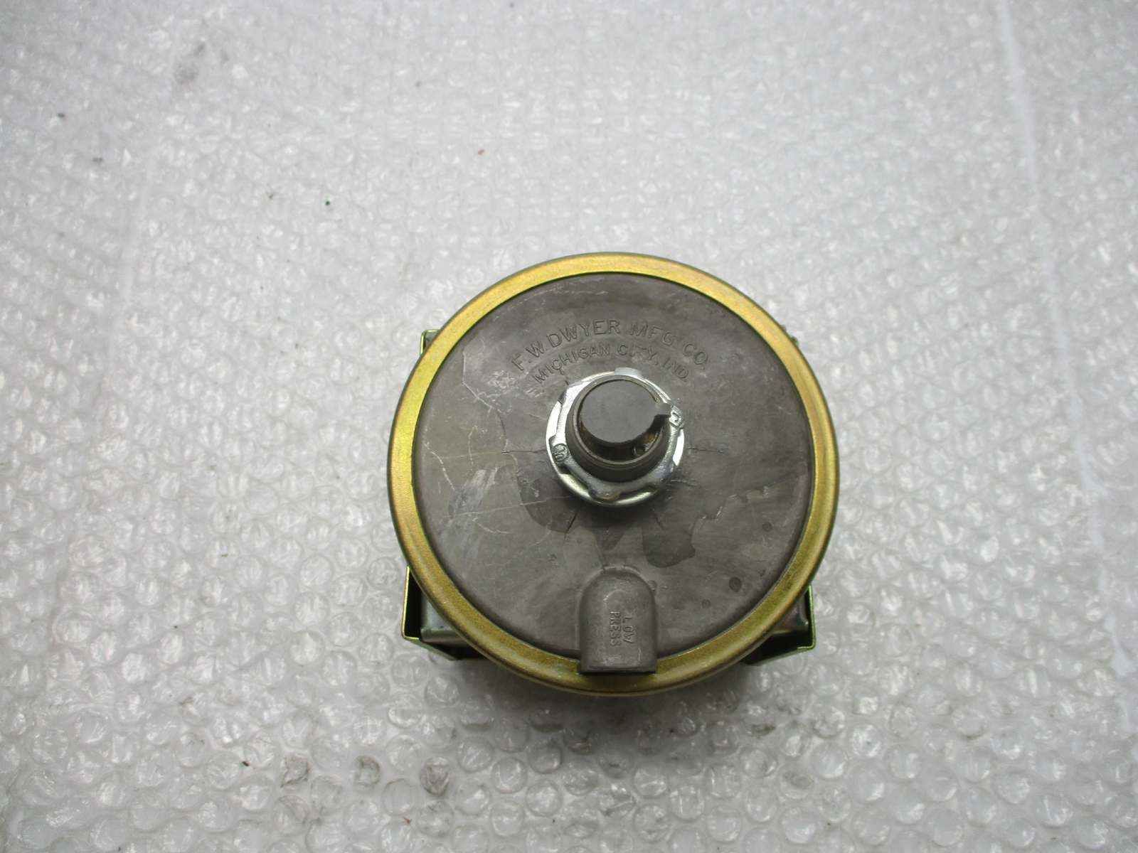 DWYER 1823-20 PRESSURE SWITCH UNMP