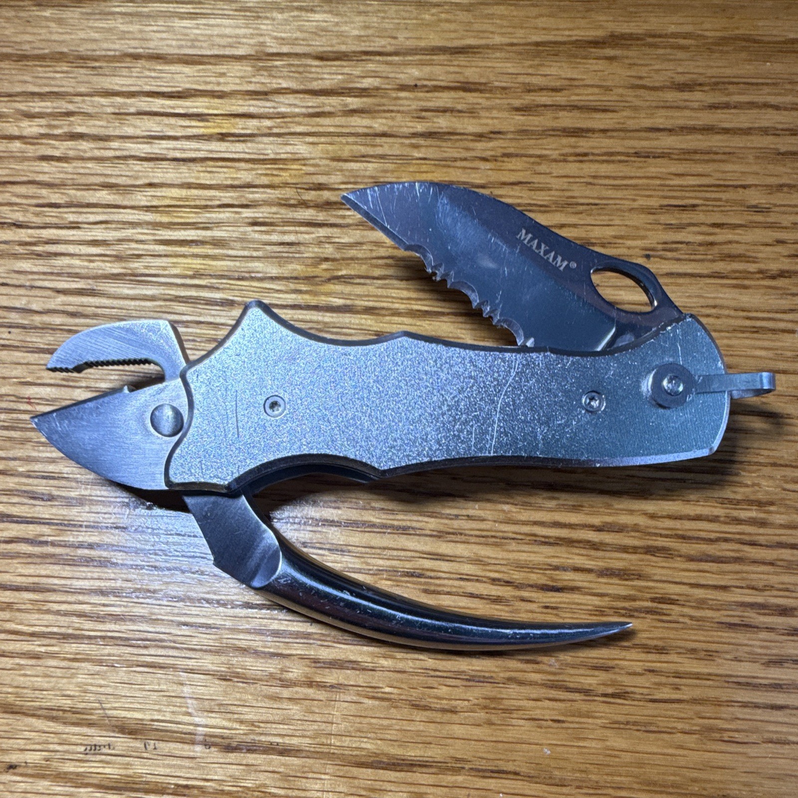 Maxam Folding liner lock sailors tool