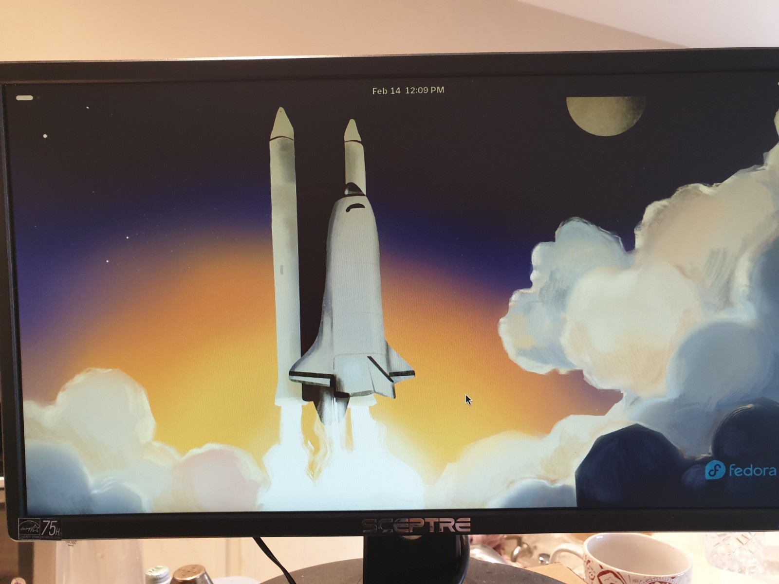 Linux Fedora V43-1.6, 64-bit, Bootable Live and Install USB Flash Drive
