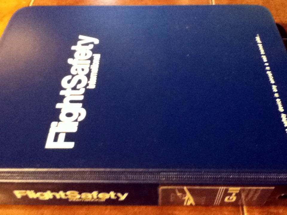Gulfstream II and IIB Recurrent Training Manual