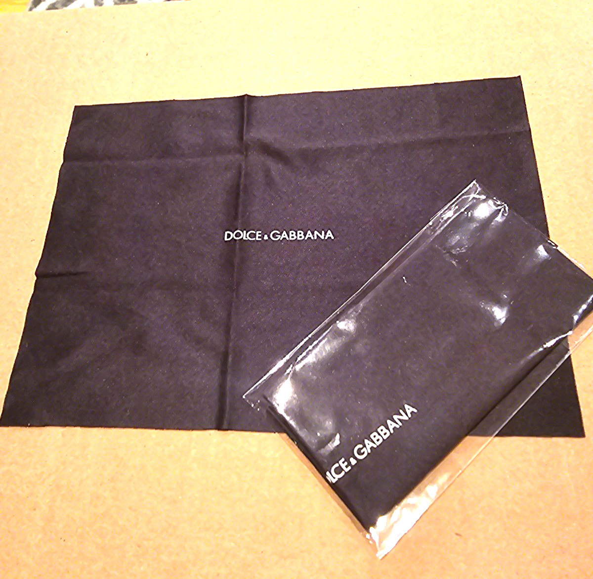 👓 Dolce & Gabbana 2x microfiber cleaning cloths eyeglasses sunglasses