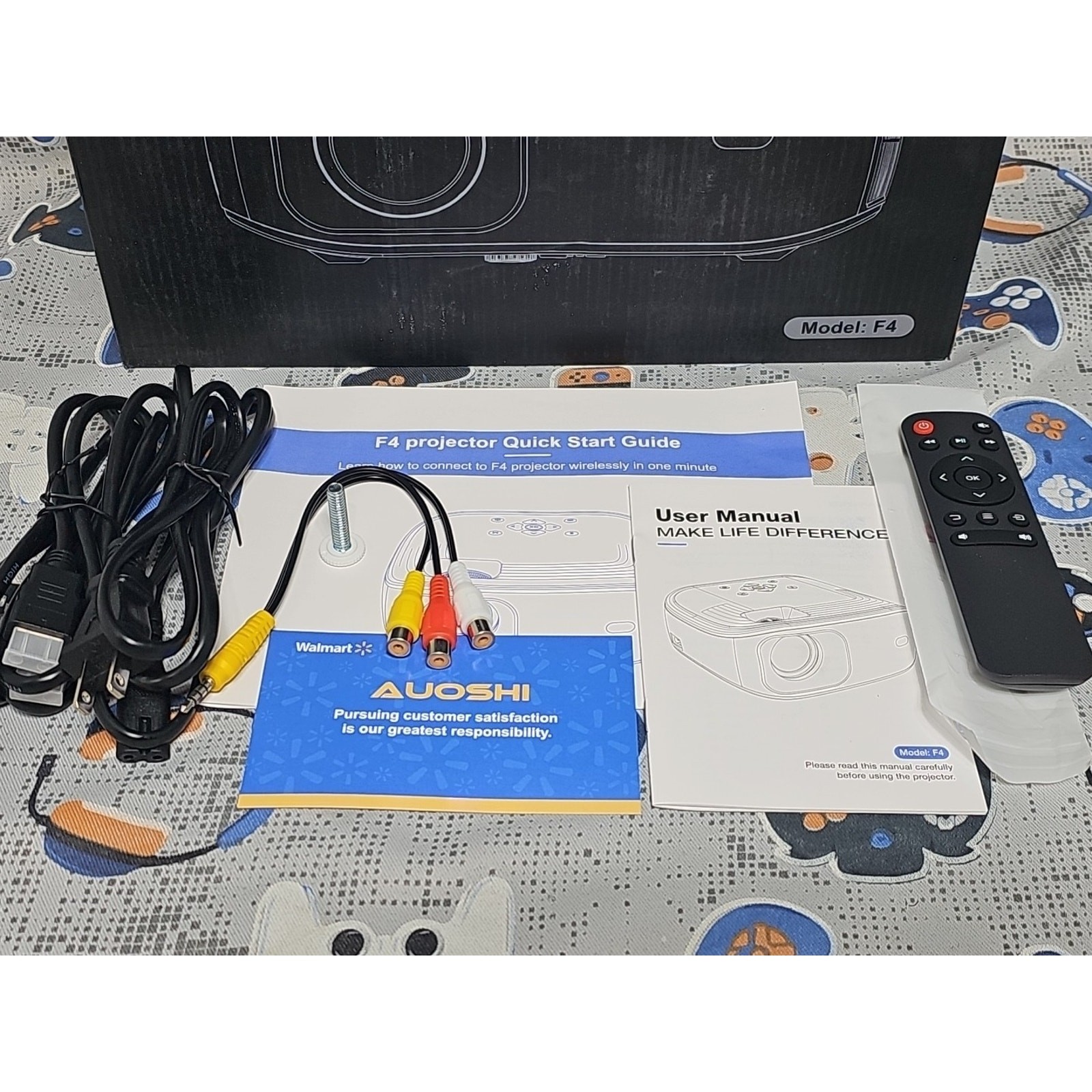 AUOSHI Projector W/Wifi & Bluetooth, 1080P OPEN BOX TESTED