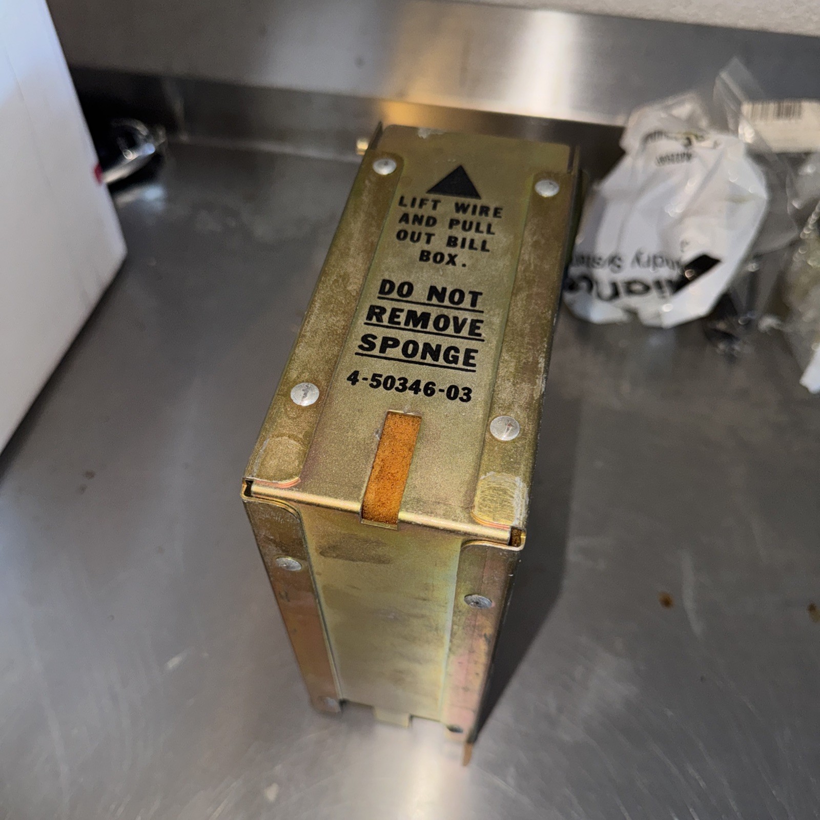 rowe bc-12 changer Bill Holder. Part # 4-50346-03