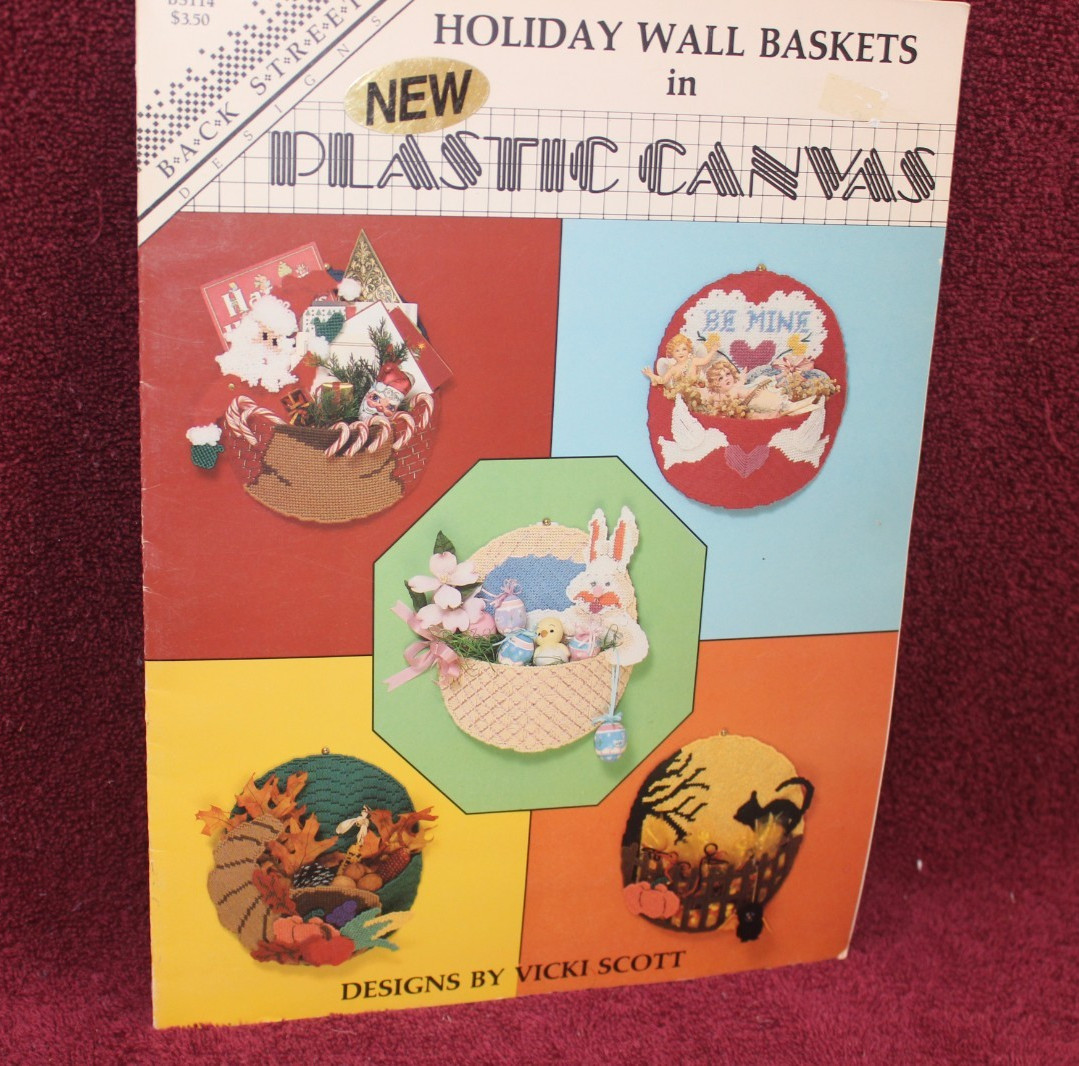 Back Street Designs Holiday Wall Baskets In Plastic Canvas