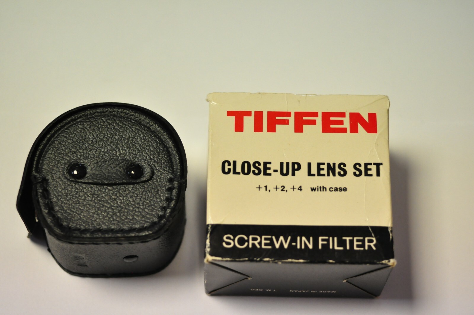 Tiffen 55mm close-up set(#1, #2 and #4)w/case & box. New