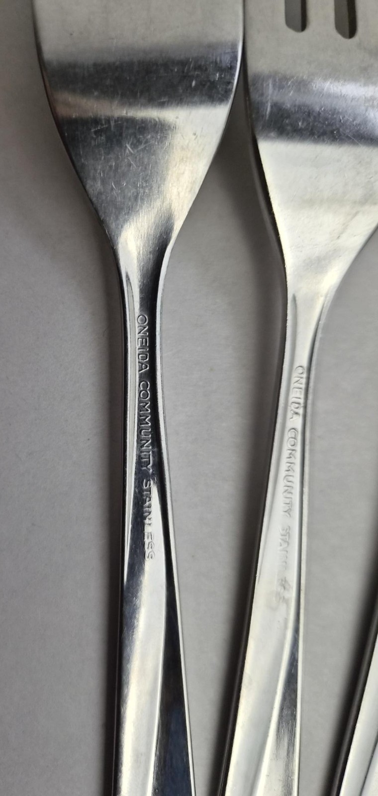 Oneida community stainless Twin Star, Atomic