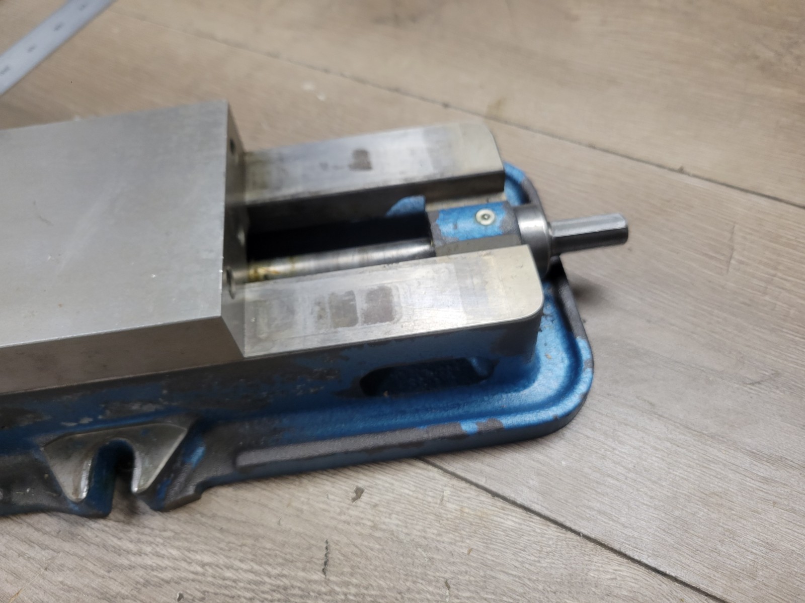 4" ANGLE LOCK MILLING VISE JAPAN