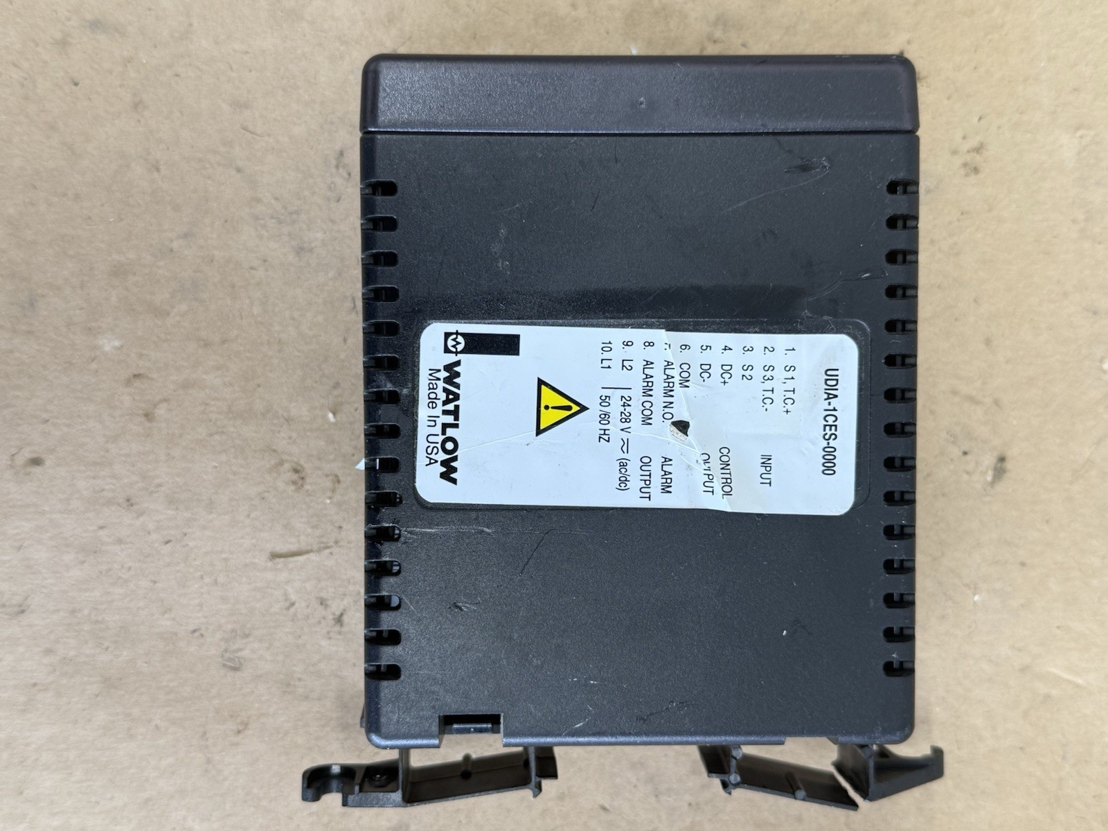 WATLOW TEMPERATURE CONTROLLER UDIA-1CES-0000