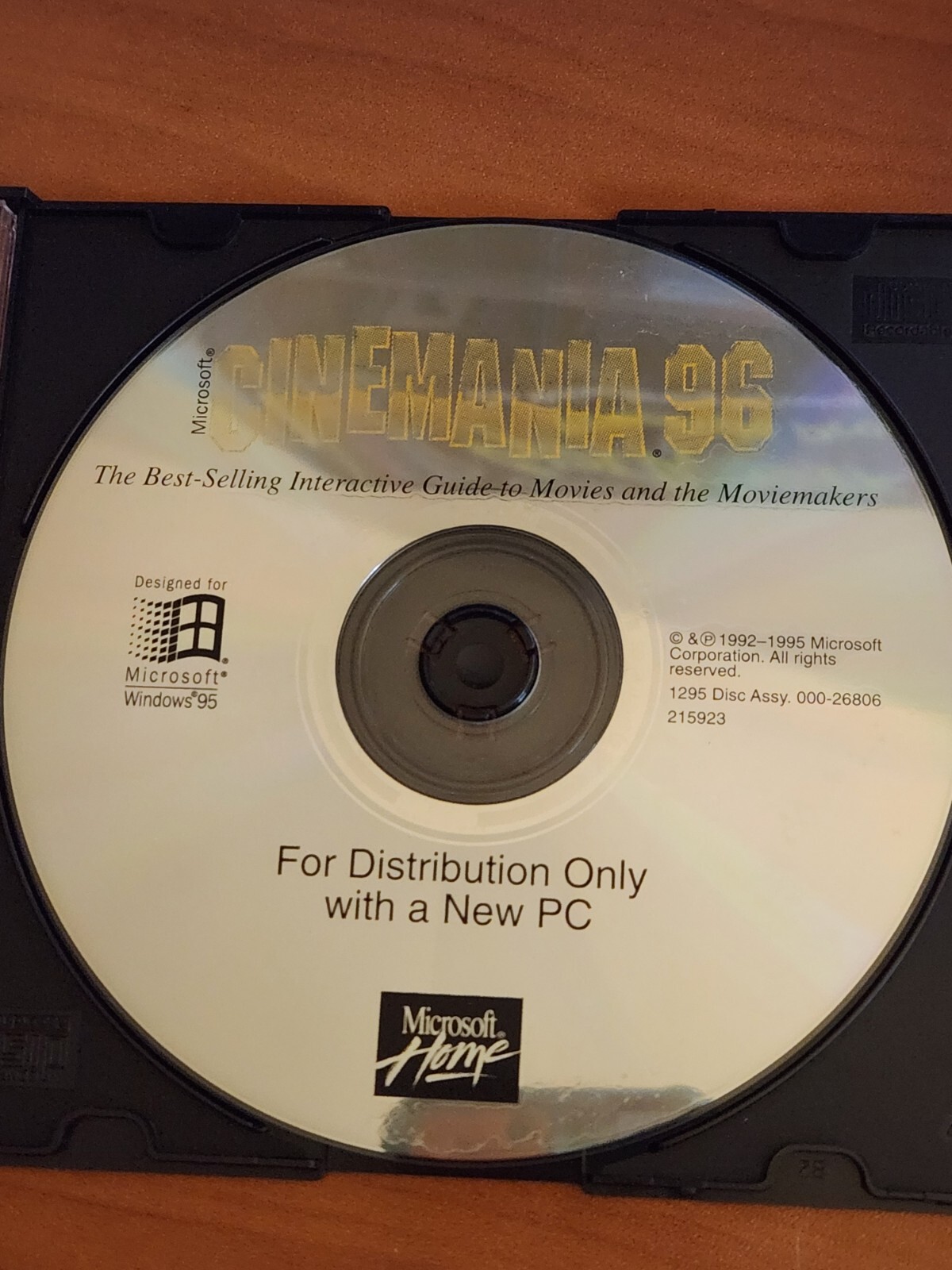 Microsoft Cinemania '96 PC CD-ROM Windows 95 with cover sheet